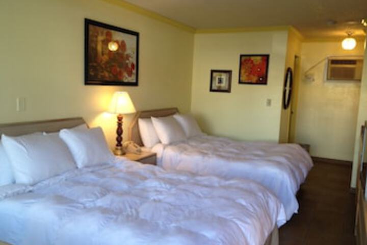 Room 10 of 141