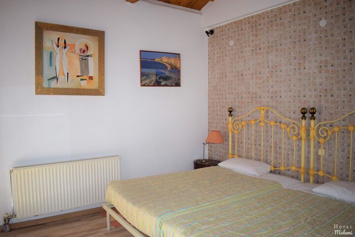 Room 10 of 44
