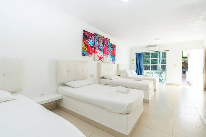 Room 9 of 46