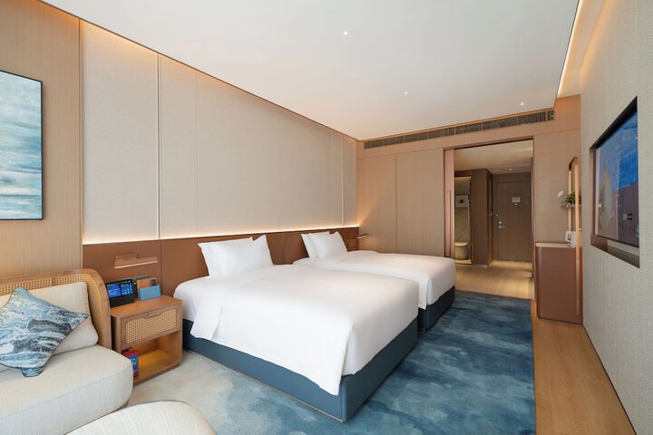 Room 10 of 44