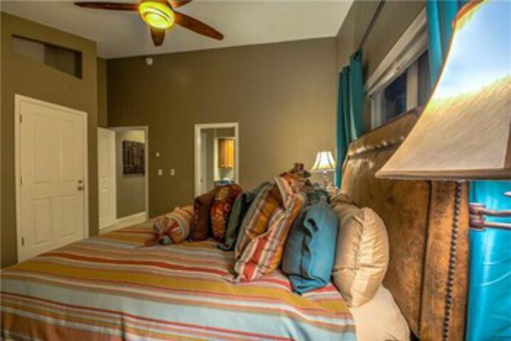 Room 20 of 25