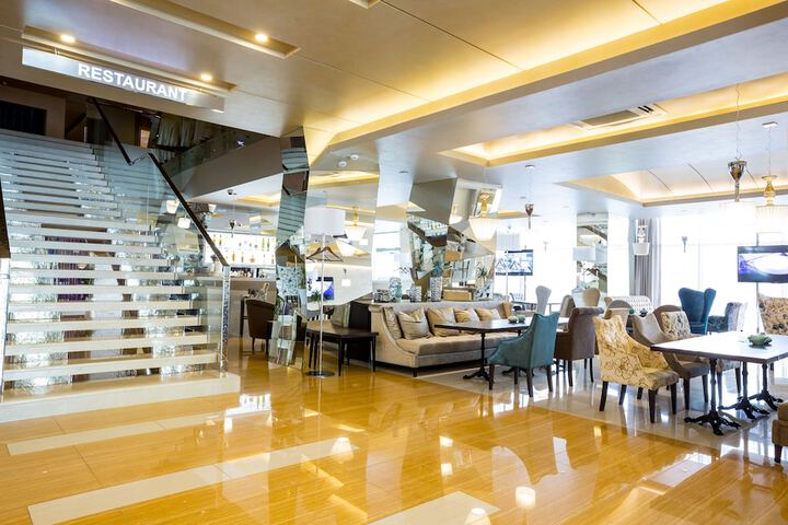 Lobby sitting area