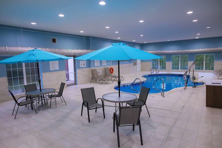 Pool 16 of 41