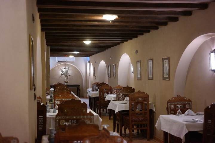 Dining 140 of 193