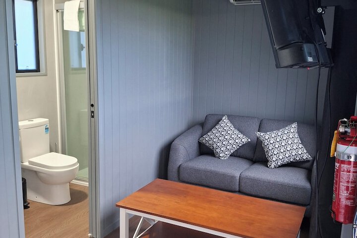 Room 8 of 22