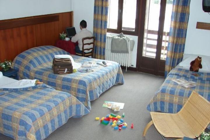 Room 4 of 54