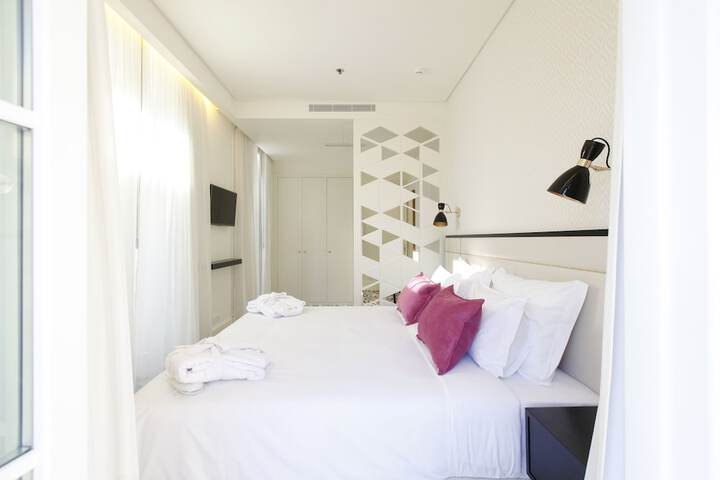 Room 6 of 58