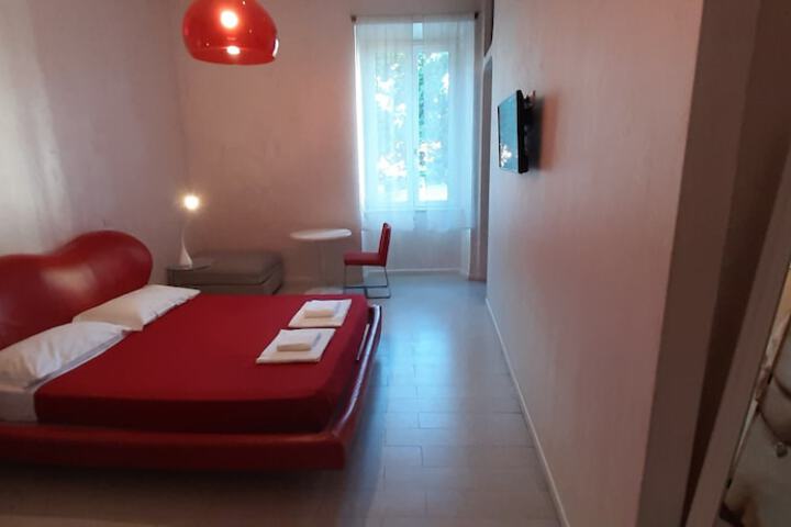 Room 25 of 60