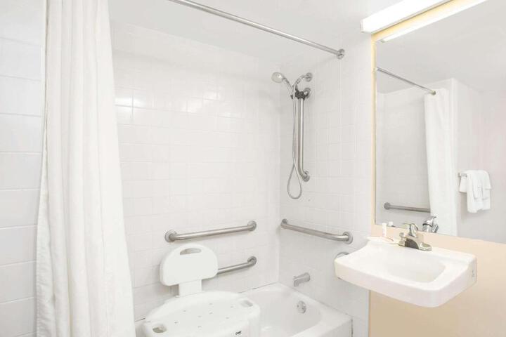 1 Double Bed Mobility Accessible Tub with Grab Bars (2 of 4)