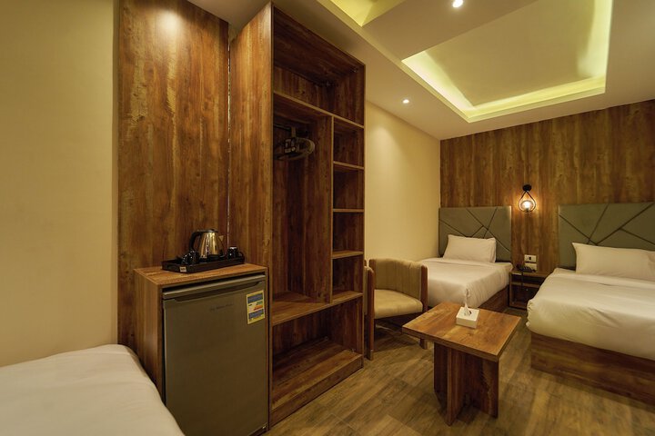 Room 9 of 60