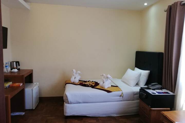 Room 9 of 72