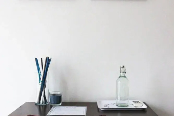 Room 11 of 15