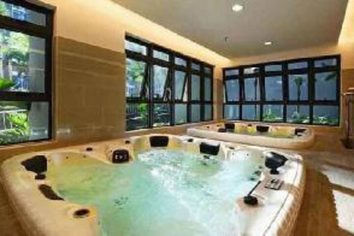 General 2 of 8