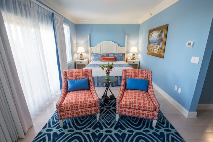 Harborside at Charleston Harbor Resort & Marina