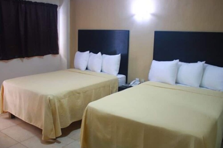 Room 9 of 27
