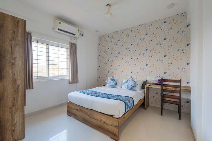 Room 7 of 19