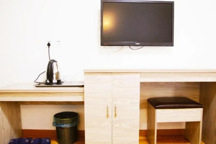 Room 2 of 14