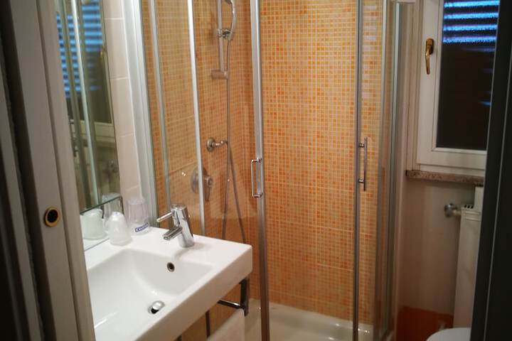 Bathroom Interior Photo