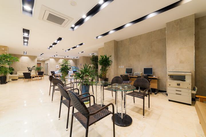Business Center 30 of 32