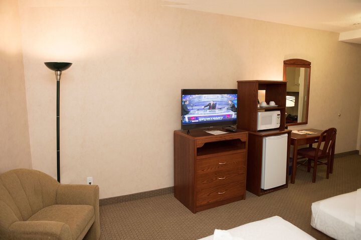 Room 11 of 29