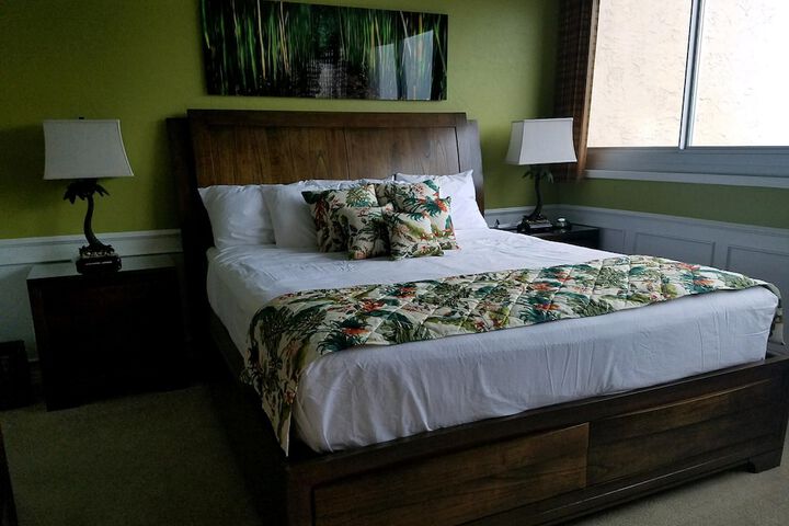 Room 62 of 484