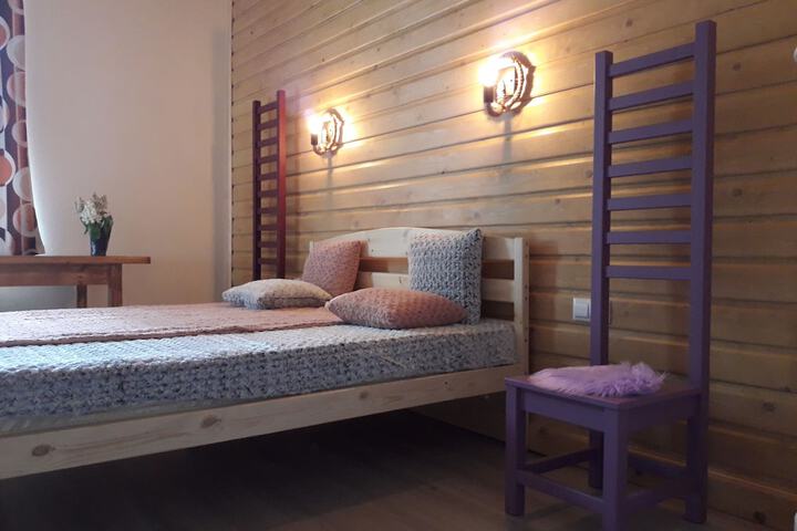 Room 25 of 29