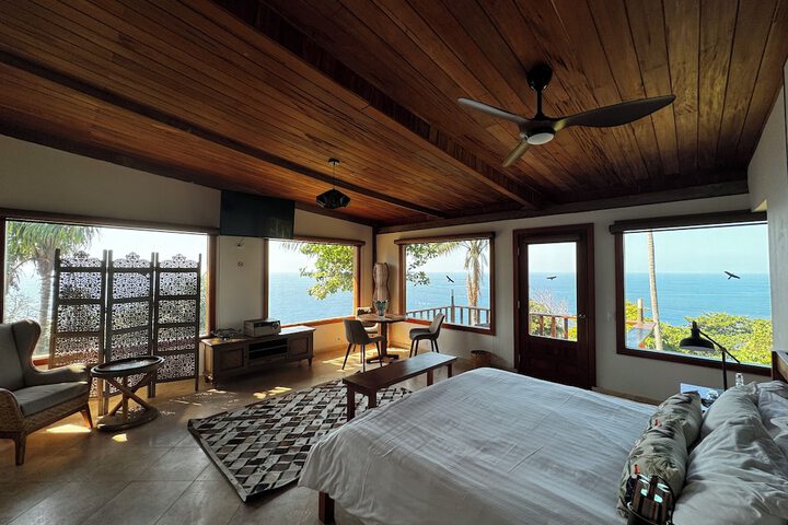 Room 15 of 79