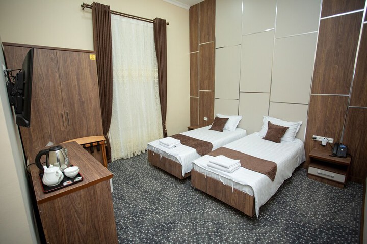 Room 9 of 69