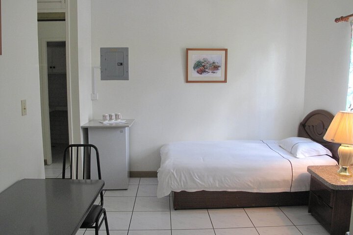 Room 6 of 51