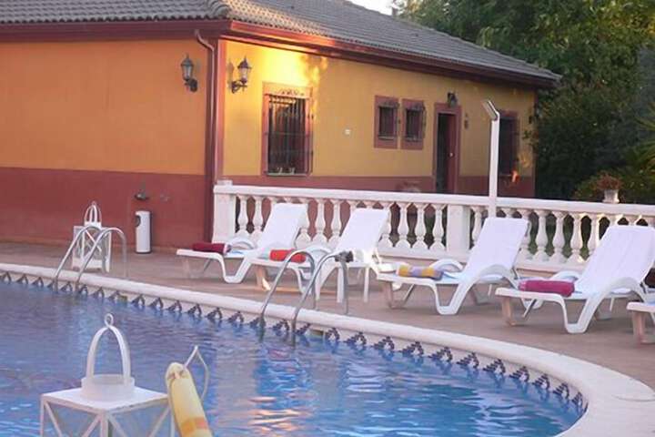 Pools & Facilities