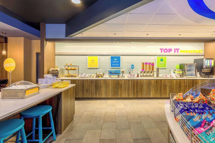 Hotel Interior 11 of 41