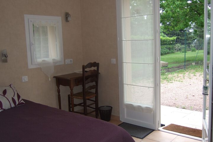 Room 3 of 44