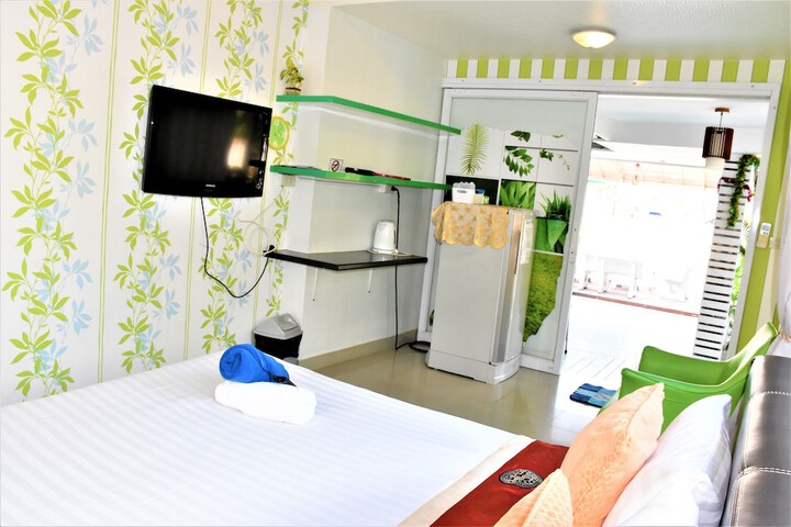 Room 3 of 58