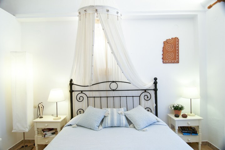 Room 14 of 46