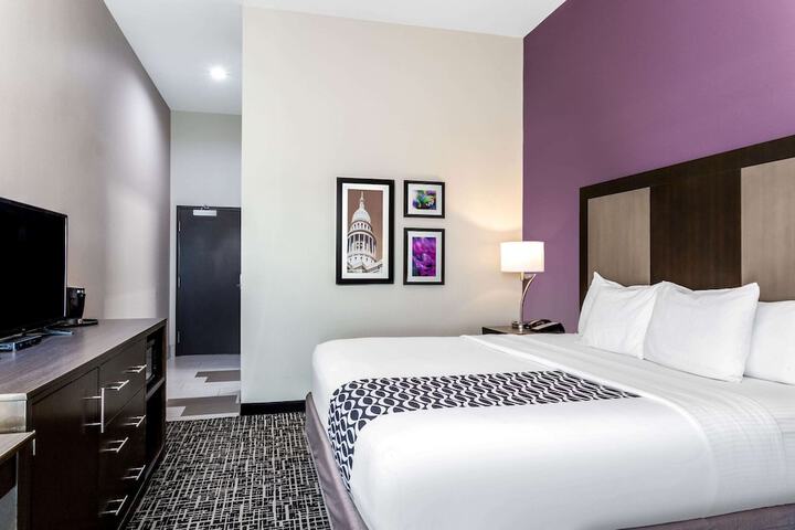 Room 20 of 47