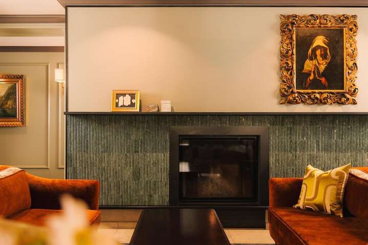 Hotel Lobby