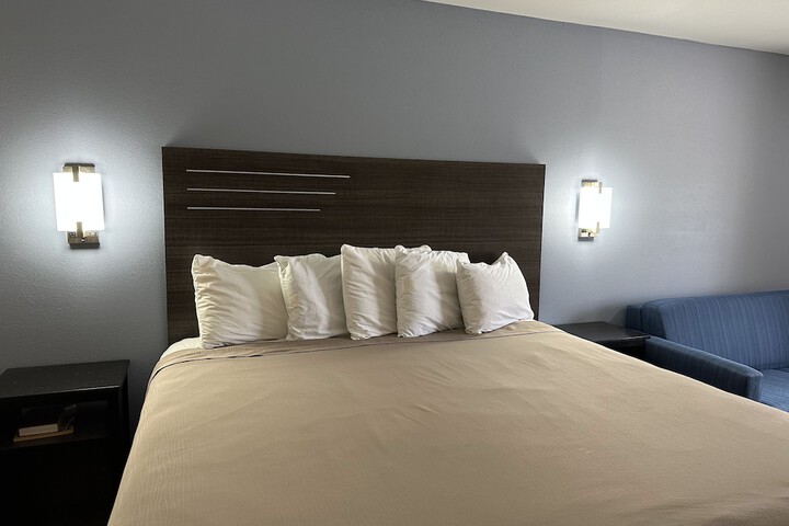 Mini Suite (8 of 9)