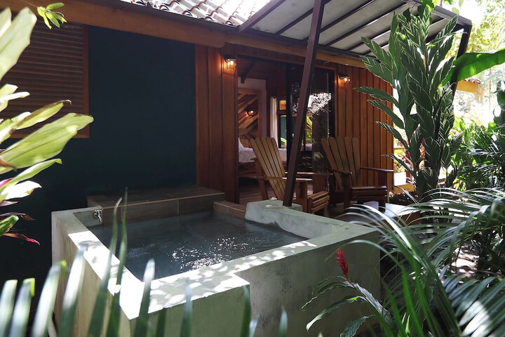 Pool 31 of 57