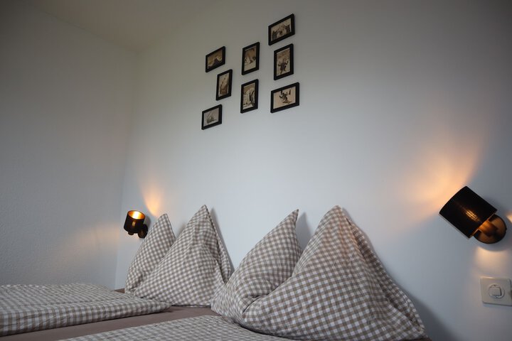 Room 16 of 57