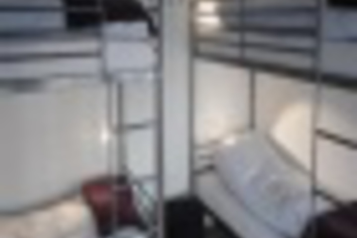 Room 182 of 276