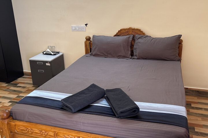 Room 5 of 29