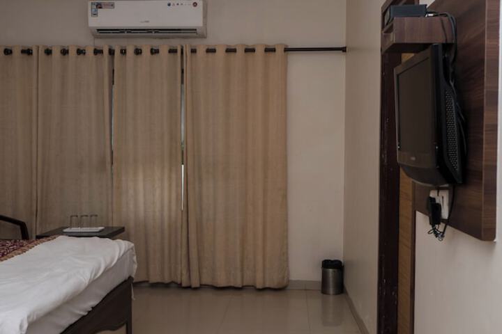 Room 60 of 159