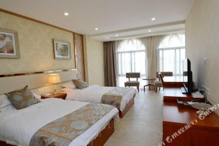 Huayuan Business Hotel
