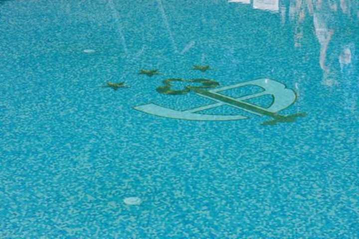 Pools & Facilities