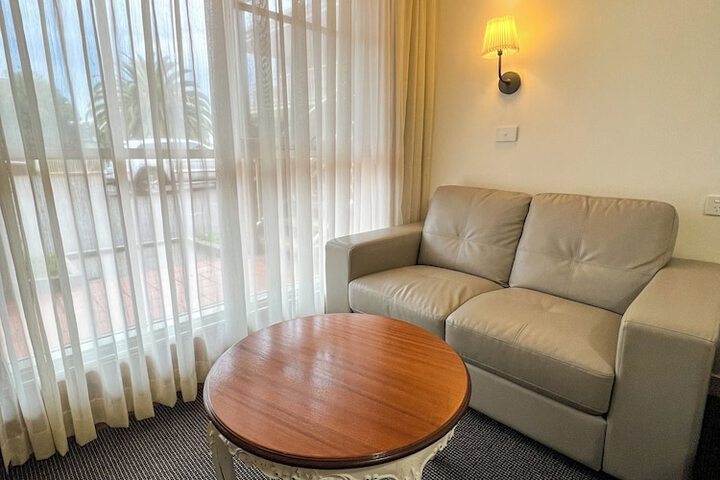 Room 36 of 59