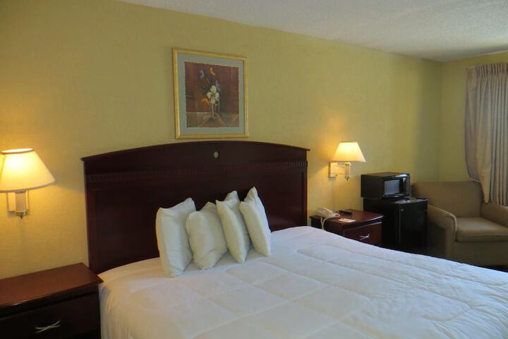 Room 15 of 43