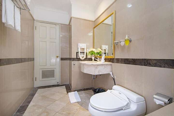 Bathroom Photo