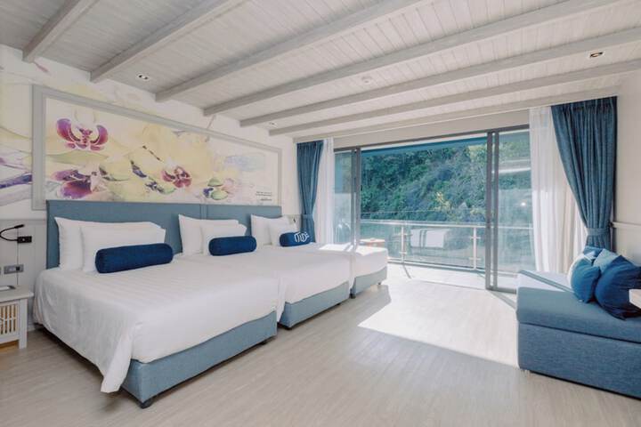 Room 8 of 54