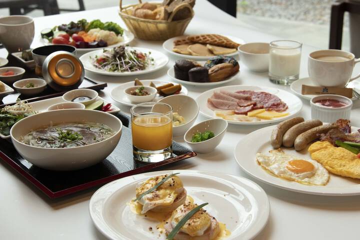 Dining 95 of 139