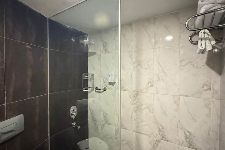 Room 38 of 46